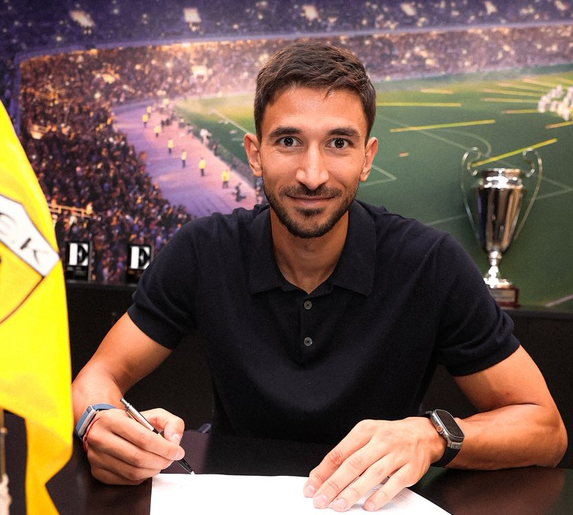 Mercado: Grujic no AEK, o futuro de Jota, Hugo Félix em Tondela e City muda de guarda-redes