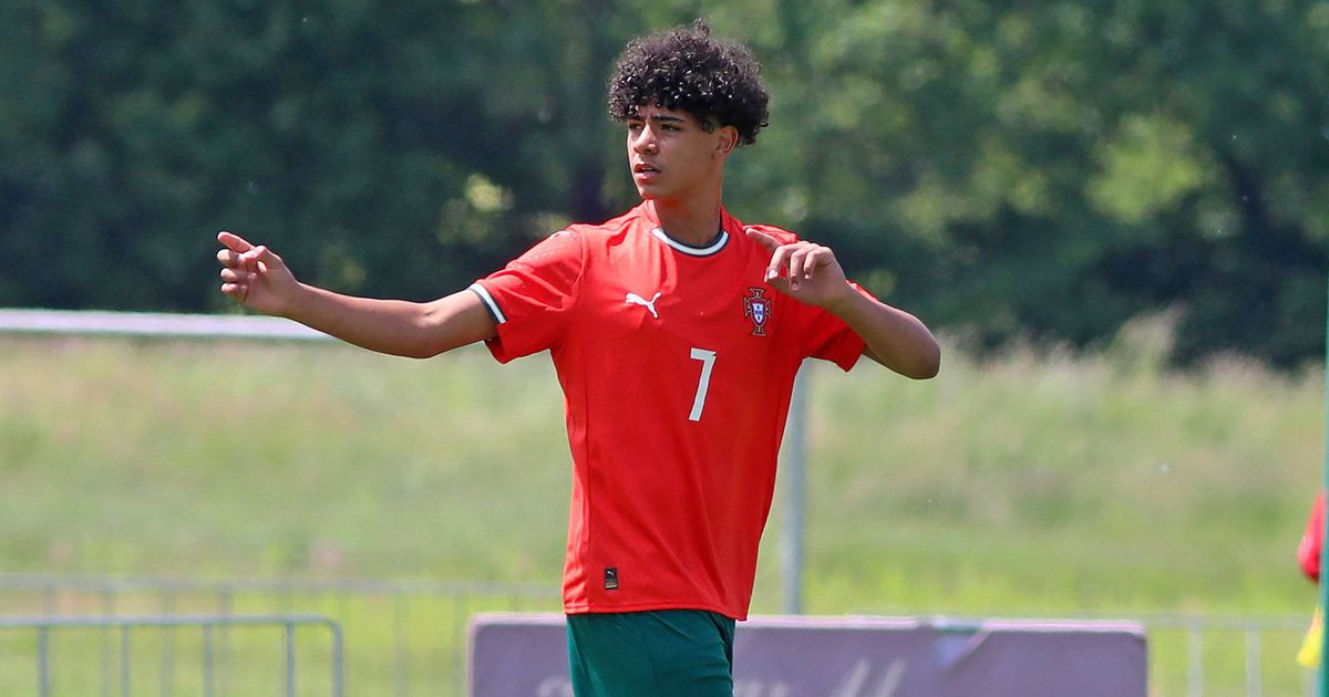 Cristianinho na lista de convocados da Seleção Nacional de sub-16