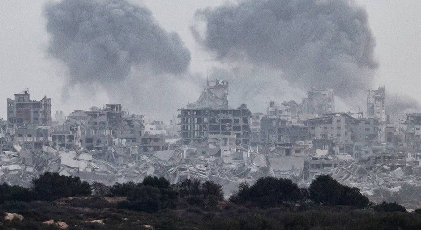 Trump pede celeridade. Negociações de cessar-fogo em Gaza arrancam no Egito