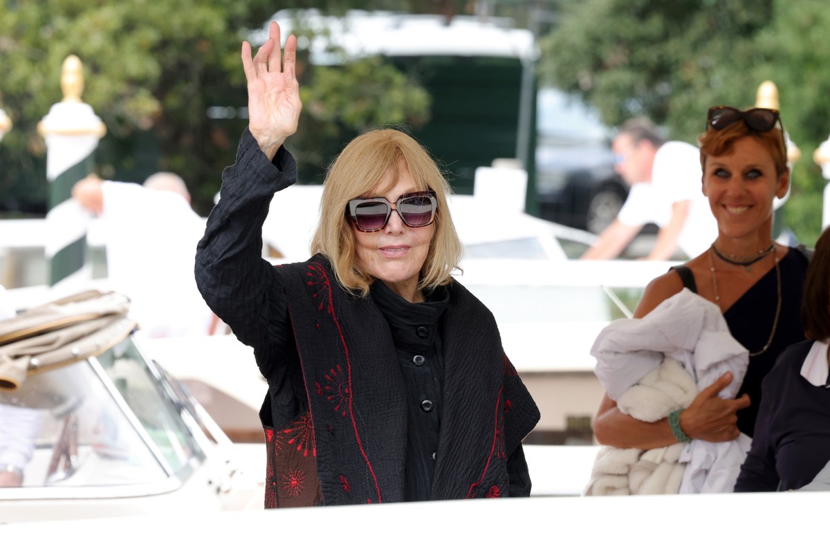 Lenda de Hollywood, Kim Novak critica escolha de jovem atriz que a interpreta em novo filme: 'Coisinha frágil e minúscula'