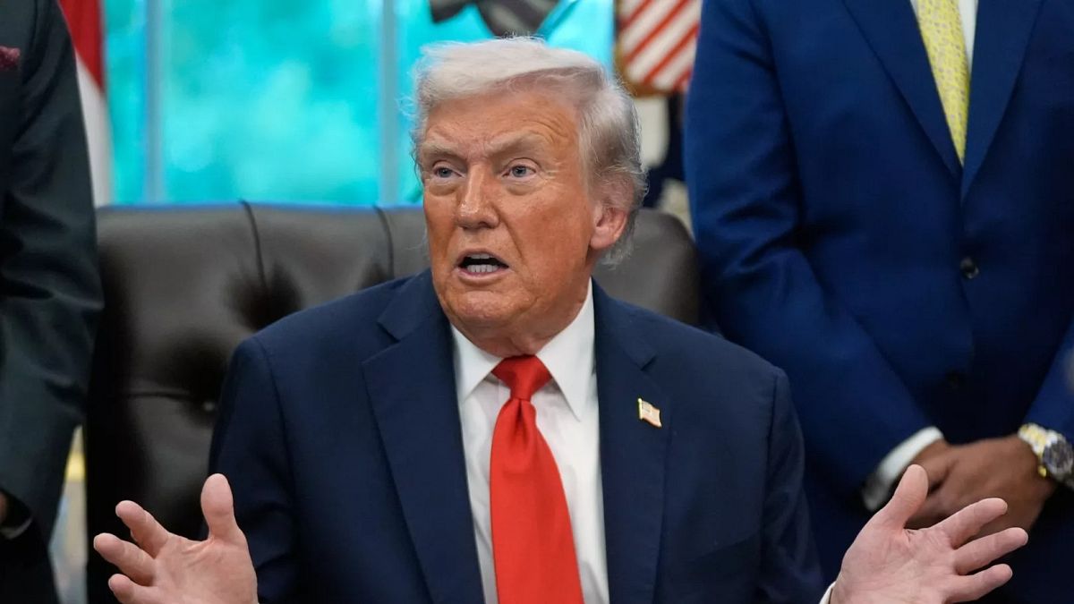 Trump não quer "perder tempo" com Putin e cancela reunião em Budapeste