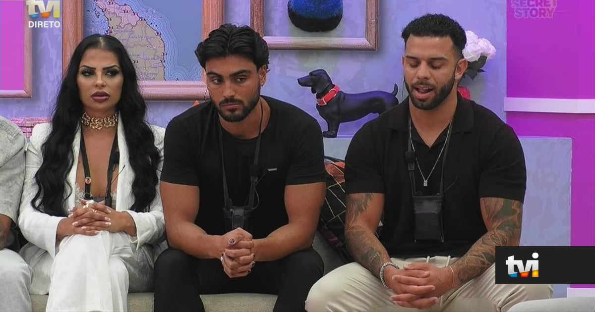 Apanhado! Fábio leva dura reprimenda da Voz após expor segredo a Liliana - Secret Story