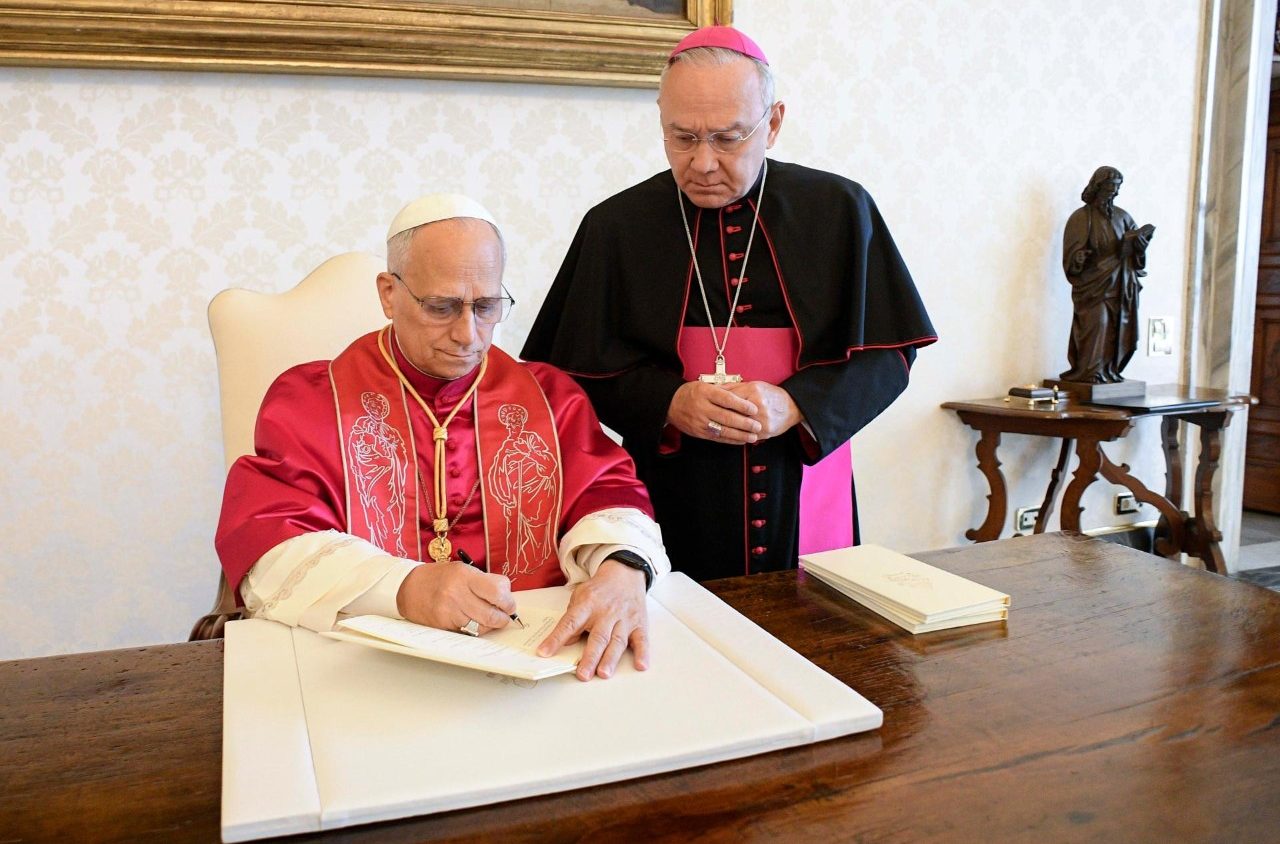 Papa Leão XIV assina a sua primeira Exortação Apostólica: "Dilexi te"