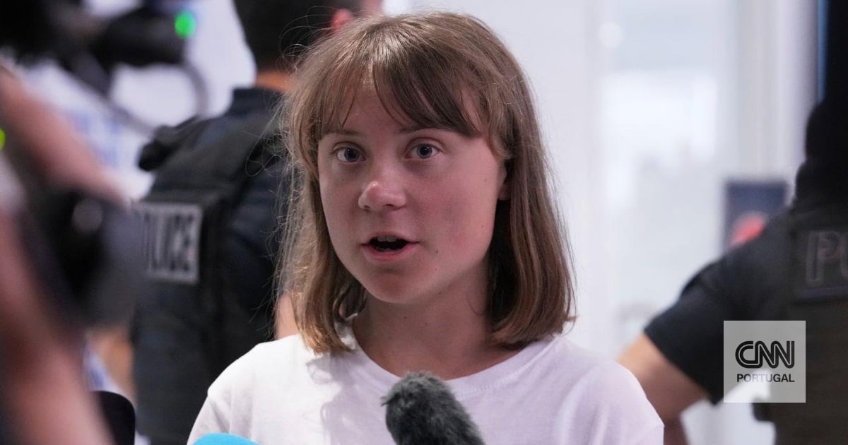 Greta Thunberg diz estar a sofrer "maus-tratos" por parte de Israel numa cela "infestada de percevejos"