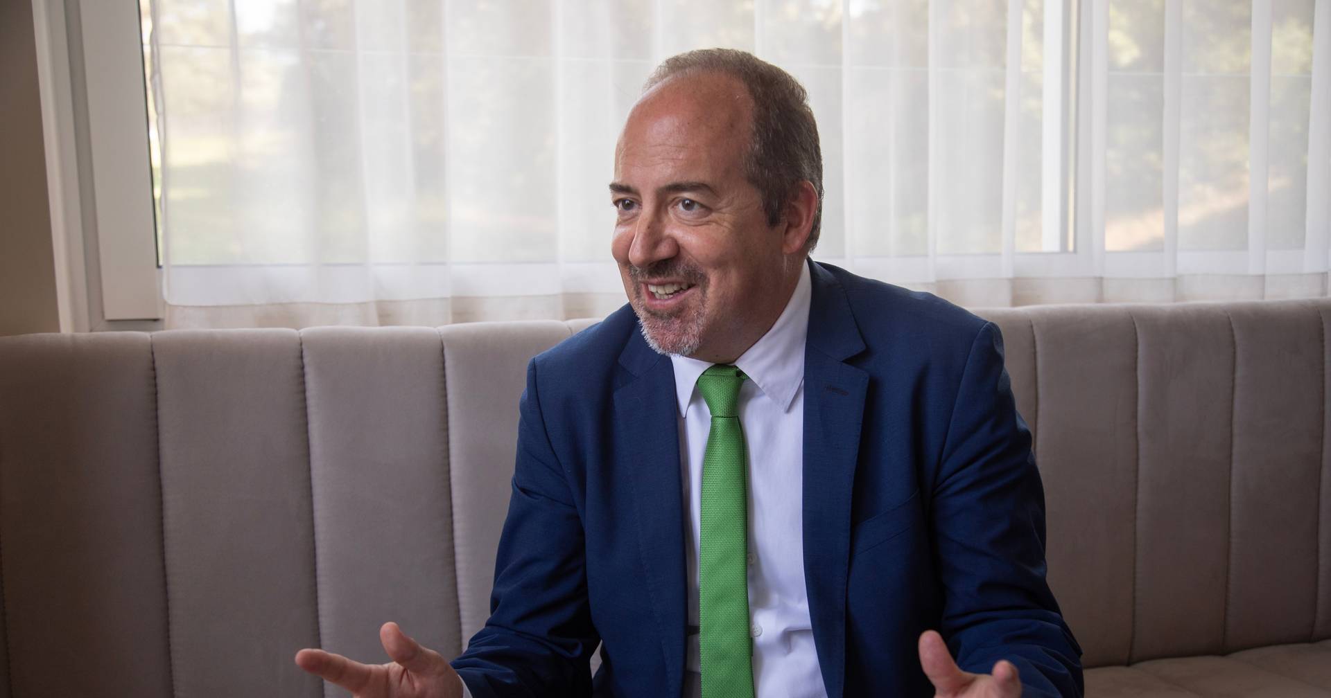 Álvaro Santos Pereira assume as rédeas do Banco de Portugal de costas voltadas para Centeno