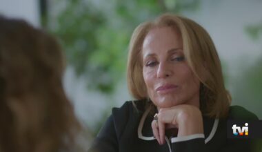 A Protegida: Laura confessa que há uma coisa que JD faz que a deixa encantada - Novelas