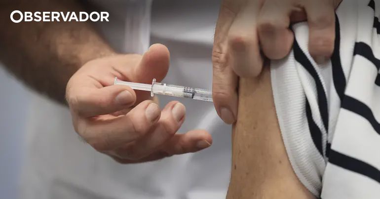 Mais de 800 mil vacinas administradas da gripe e da Covid-19 – Observador