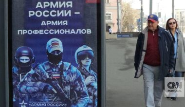 A ideologia já não chega. Por isso, Putin está a atirar montes de dinheiro para ter mais soldados