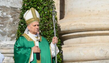 Papa aos consagrados: espalhar o "oxigênio" do amor; os modismos paralisam a alma
