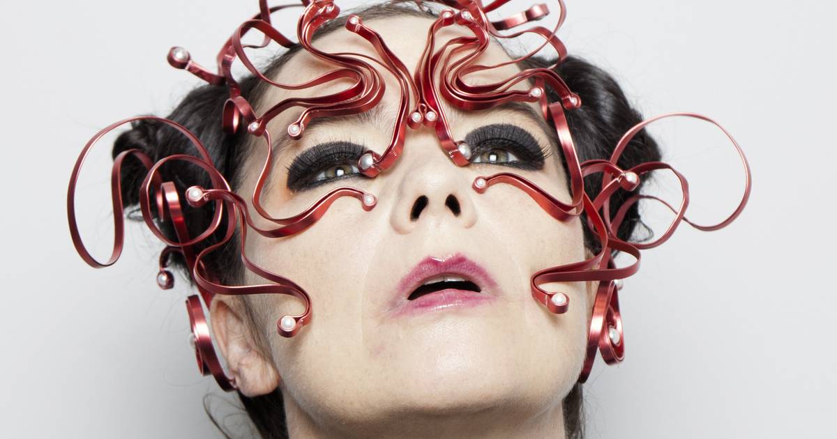 “A minha amiga de infância, Magga Stina, foi raptada pelo exército de Israel”: o apelo de Björk