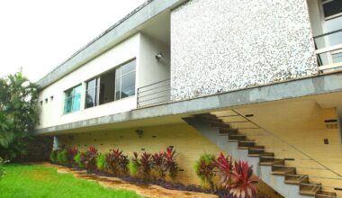Casa de Bariani Ortencio colocada à venda foi projetada pelo mesmo arquiteto responsável pelo Parque Mutirama - O Popular