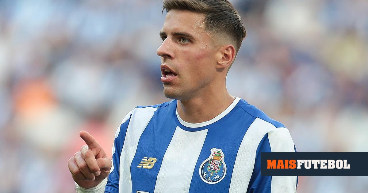 VÍDEO: Bednarek tenta recrutar mais um polaco para a defesa do FC Porto