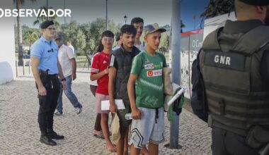 Migrantes marroquinos que foram alojados fugiram de Portugal – Observador