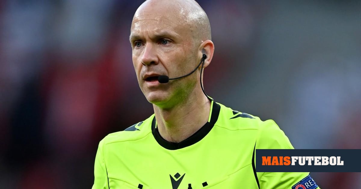 Anthony Taylor responsabiliza Mourinho pelo «pior momento» da carreira