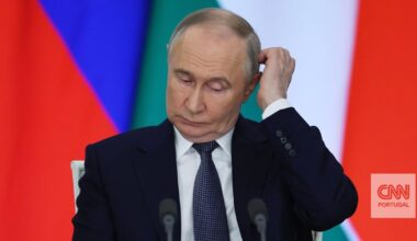 Putin adia cimeira Rússia-Mundo Árabe por falta de presenças
