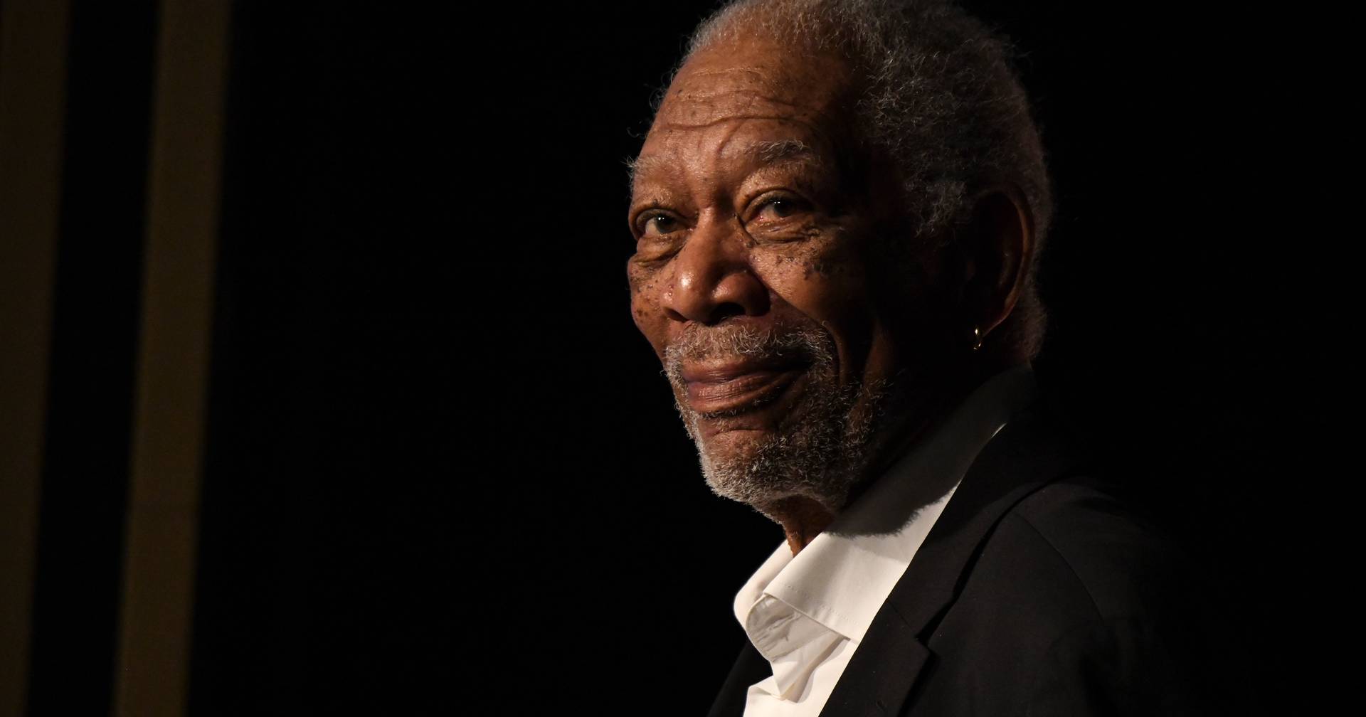 Fugitivo britânico torna-se viral nas redes sociais: o seu nome é Morgan Freeman