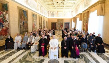 O Papa aos eremitas: em um mundo alienado, é necessário “o respiro espiritual”