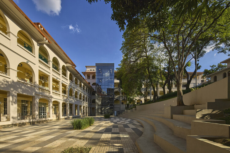 Colégio Bernoulli Cidade Jardim / BCMF Arquitetos - Fotografia de Exterior