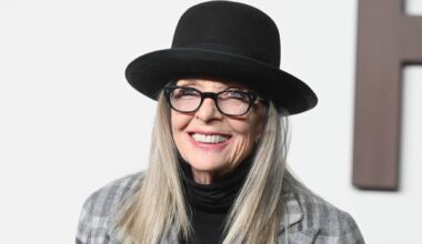 Morreu Diane Keaton, lenda de Hollywood e protagonista de “Annie Hall". Tinha 79 anos
