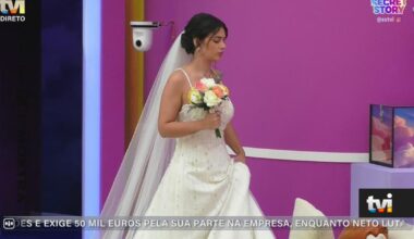 Há um novo elemento que invade a casa. As reações dos concorrentes aqui - Secret Story