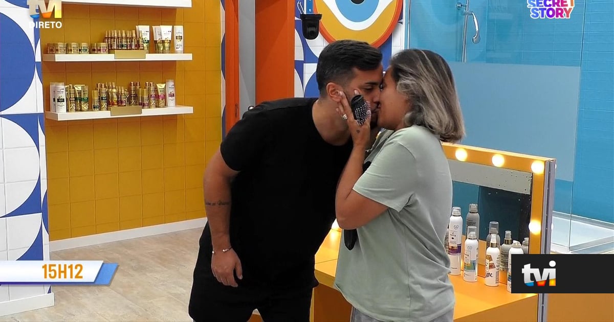 Pedro e Marisa dão novo beijo às escondidas e quase são apanhados em flagrante - Secret Story