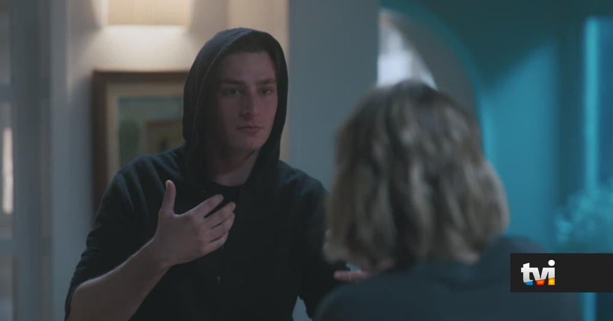 A Fazenda: Alex invade casa de Júlia e deixa ameaça - Novelas