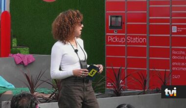 Raquel entrega envelope a Pedro Jorge e este riposta: «Se (...) num mês, ela nem queira ver em três...» - Secret Story