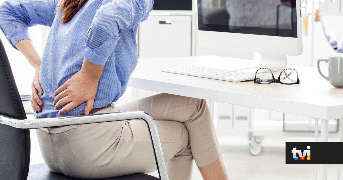 Três exercícios recomendados por uma ortopedista para aliviar as dores nas costas - Dois às 10