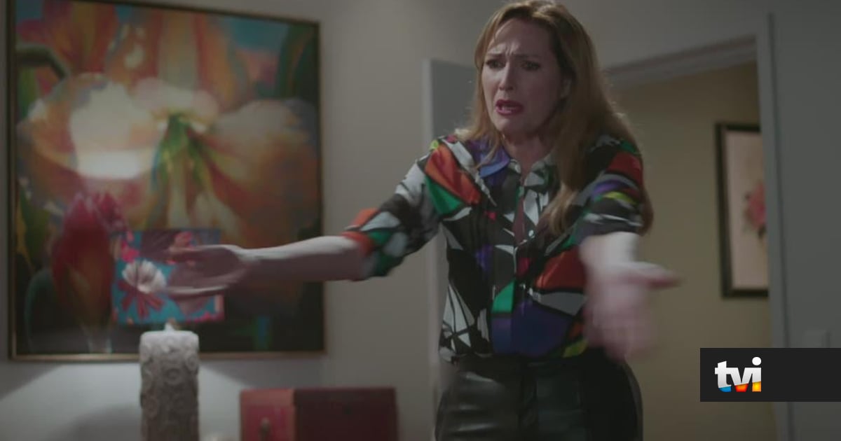 Clarice ajuda Jorge a salvar o casamento: «A Laura é que é tua mulher» - Novelas