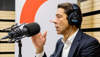“Quem me dera ter jogadores a ganhar 8 milhões por ano. O nosso teto salarial é de 4 milhões brutos”