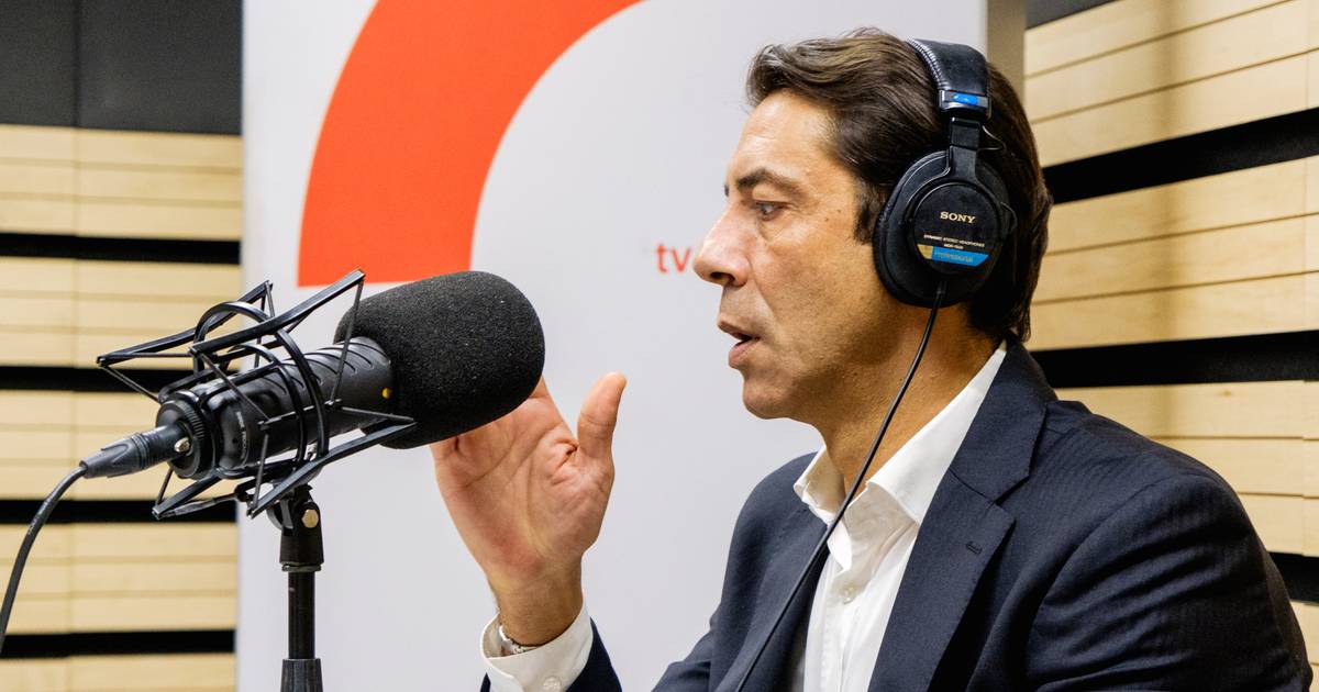 “Quem me dera ter jogadores a ganhar 8 milhões por ano. O nosso teto salarial é de 4 milhões brutos”