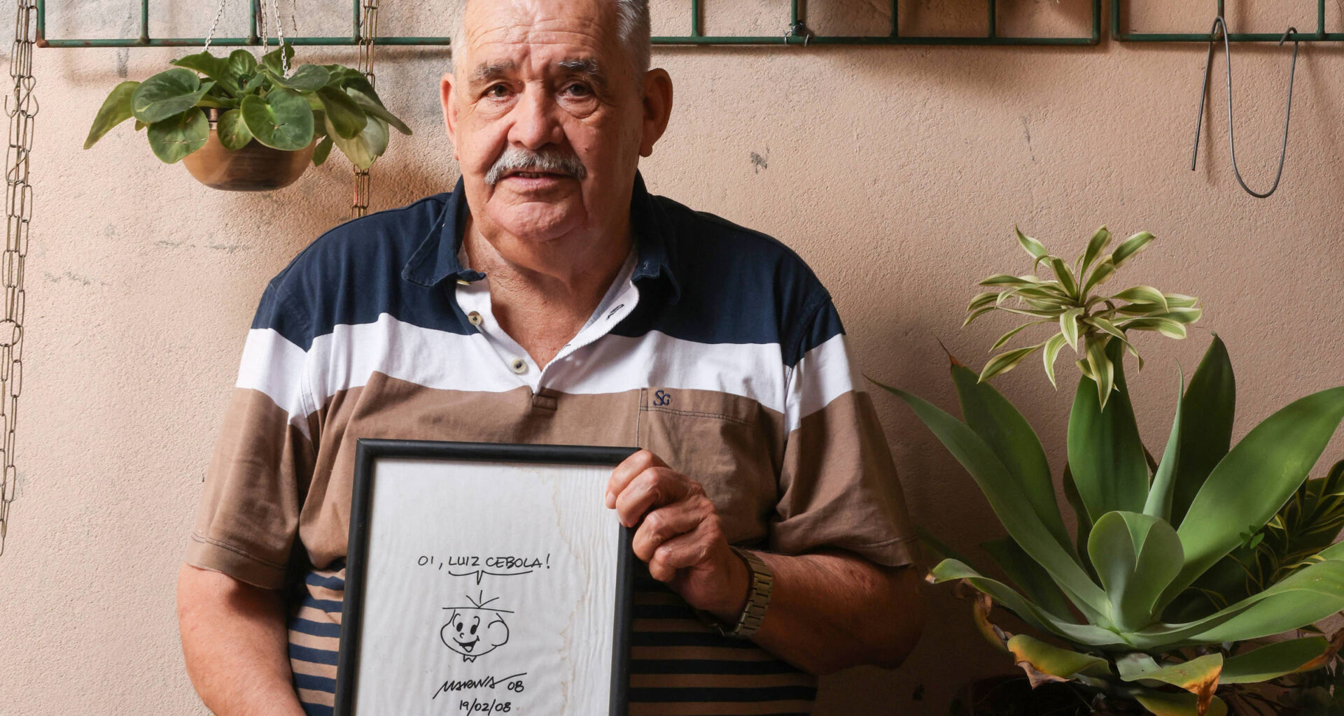 Cebolinha da vida real, de 77 anos, não fala mais errado - 17/10/2025 - Ilustrada