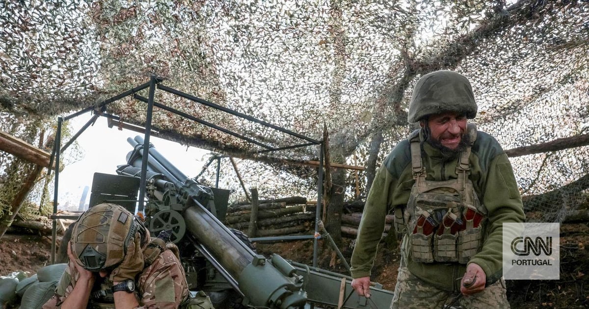 Russos avançam ao longo da linha da frente, mas com um custo elevado. Kremlin pondera "abordagem alternativa" para atrair voluntários
