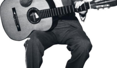 Livro derruba mitos como bossa nova ter sido de elite e reforça papel revolucionário de João Gilberto