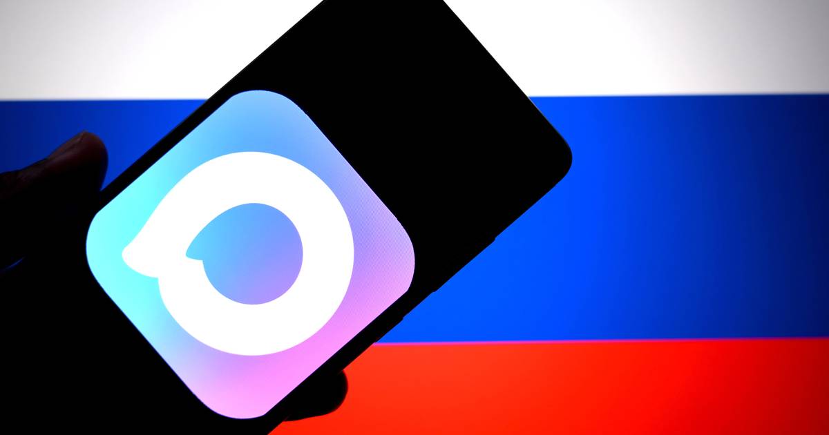 O novo espião russo que invadiu os telemóveis na Rússia