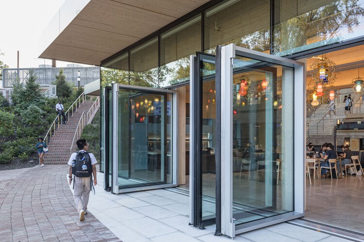 Centro Estudantil Bloomberg/ BIG + Rockwell Group + Michael Van Valkenburgh Associates - Fotografia de Interiores, Vidro