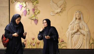 Tendo o islã como religião oficial, Irã inaugura estação de metrô que homenageia Virgem Maria