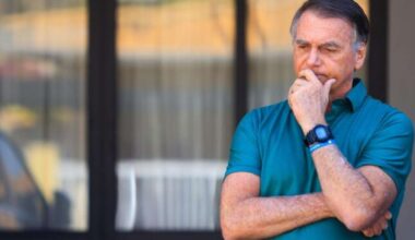 Bolsonaro será retratado em filme de ficção que reconta atentado a facada em 2018; conheça o elenco