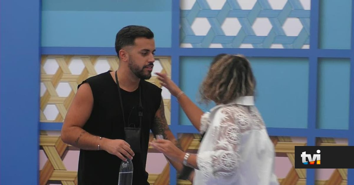 «Dá cá um beijo para me acalmar»: Marisa acalma Pedro Jorge em chamas - TVI