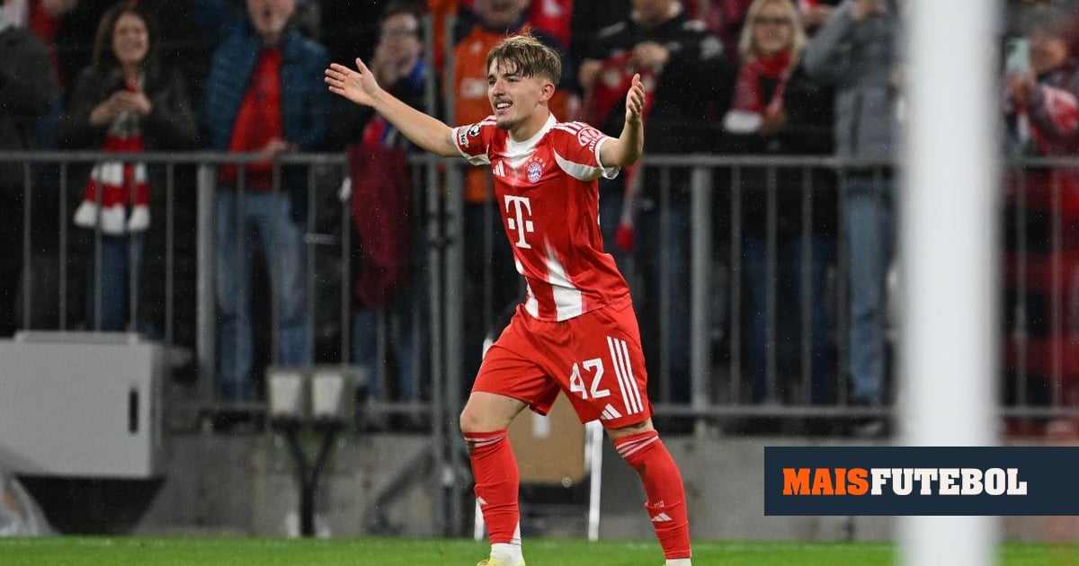 Champions: jovem de 17 anos faz história com golaço na goleada do Bayern