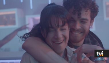 Vem aí em «A Protegida»: Há quem encontre as provas que Gina e Gonçalo andaram aos beijos - Novelas