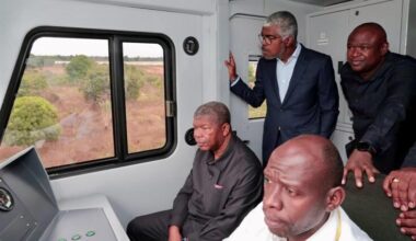 PR destina mais 51,9 milhões USD para obras na ligação ferroviária entre Luanda e o AIAAN que será retomada apenas em 2026 – Ajuste directo é com a China Machinery Engineering Corporation