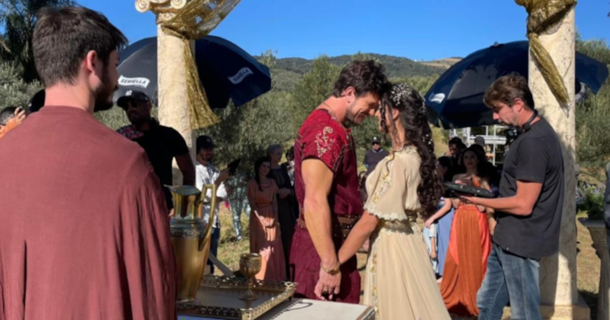 Dudu Pelizzari e Nathalia Florentino comentam reencontro de Caius e Elisa em final emocionante de O Senhor e a Serva – Record