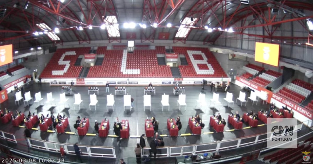 Insólito: Benfica tem dois jogos nos pavilhões ao início da tarde. Mas será que tem?