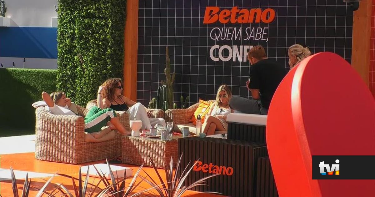 Grupo de Dylan fala da aparência e intervenções estéticas de Mariana pelas costas: «Ela é louca» - Secret Story