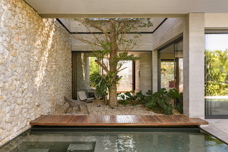 Casa AH! / Bittar Arquitetura - Imagem 3 de 30