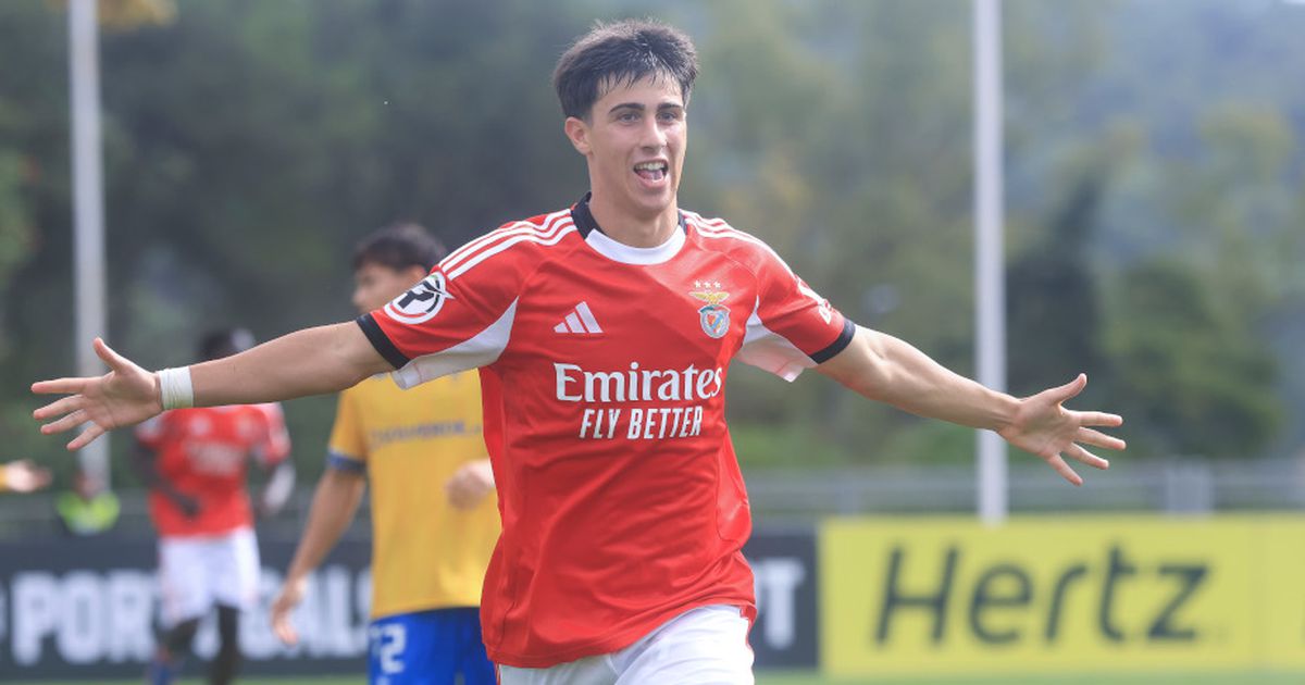 Benfica: reforço surpresa no verão bate à porta de Mourinho