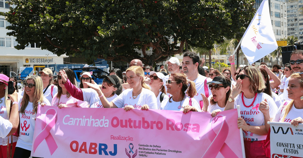 OAB/RJ realiza caminhada em apoio ao Outubro Rosa