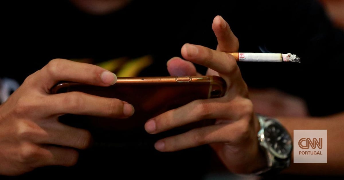 Pessoas que fumam ou ex-fumadores têm um risco 25% maior de ter diabetes tipo 2