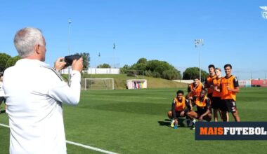VÍDEO: Mourinho orienta treino alegre... e ainda tira fotografias